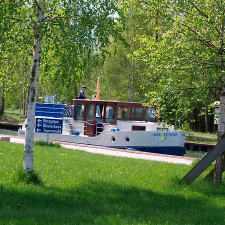 Ferienhaushaelfte An Der Mueritz Prázdninový dům Rechlin